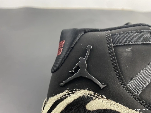INSTINCT ANIMAL AR0715-010 JORDAN AIR 11 0725